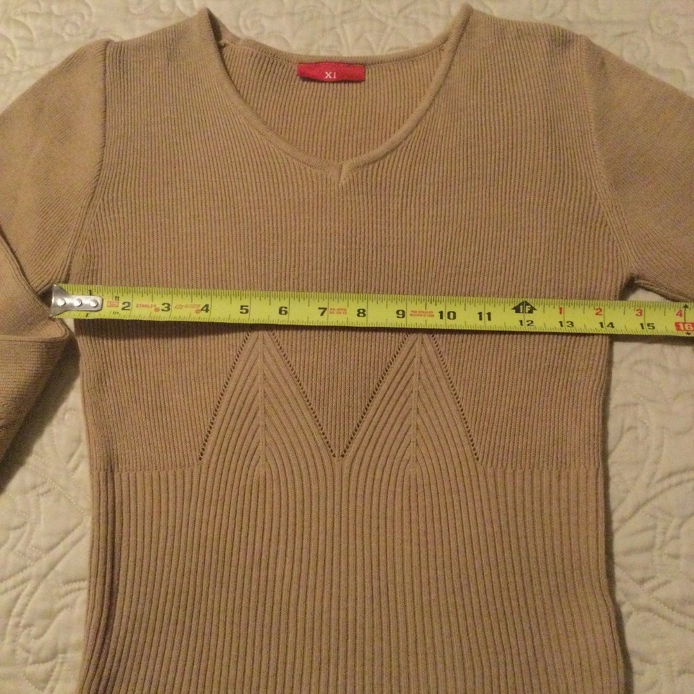 Beige Ribbed V-Neck Knit Top
